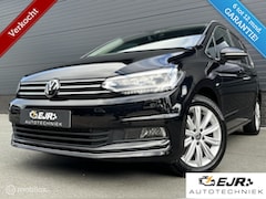 Volkswagen Touran - 1.5 TSI DSG Highline 7p 17.000km VOL