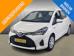 Toyota Yaris - 1.5 Hybrid Aspiration | AUTOMAT | NAVIGATIE | AIRCO/ECC | PARKERINGSENSOR | ACHTERUITRIJCA