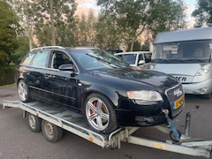 Audi A4 - 3.2 FSI Q. PRO LINE (WATERSCHADE)