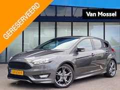 Ford Focus - 1.0 ST-Line | Cruise Control | Trekhaak | 18'' LMV | Apple Carplay & Android Auto | Dual Z