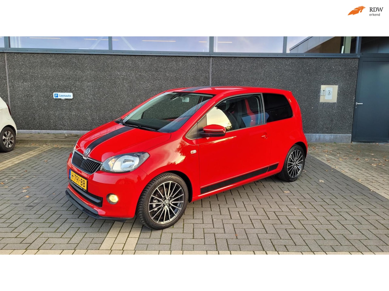 Skoda Citigo - 1.0 Greentech Sport 1.0 75pk Greentech Sport 3-drs - AutoWereld.nl