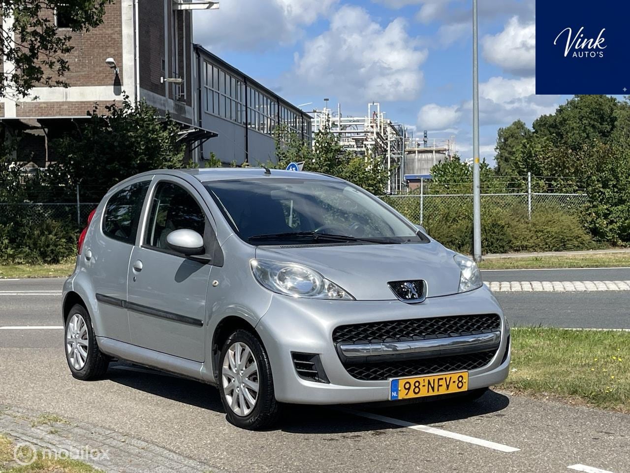 Peugeot 107 - 1.0-12V Urban Move | 5 Deurs | NL & NAP | Nette auto | Airco - AutoWereld.nl