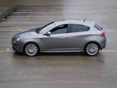 Alfa Romeo Giulietta - 1.7 TBi Quadrifoglio Verde Maserati Edition