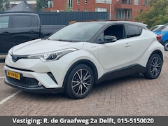 Toyota C-HR - 1.8 Hybrid Executive Limited Bi-Tone | Stoelverwarming | Parkeersensoren |
