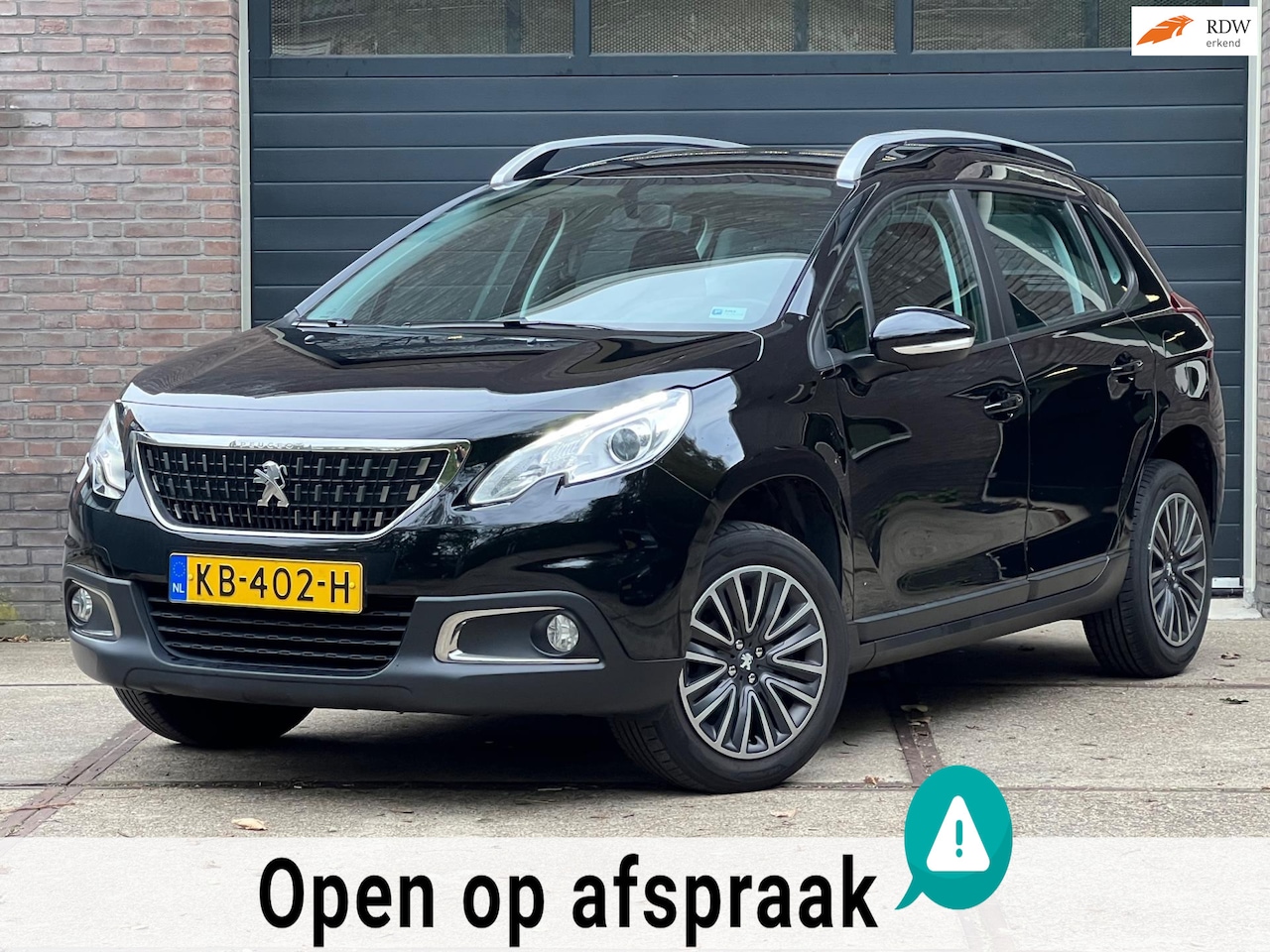 Peugeot 2008 - 110pk Blue Lion | Carplay | Navigatie| Parkeerhulp | Complete historie - AutoWereld.nl