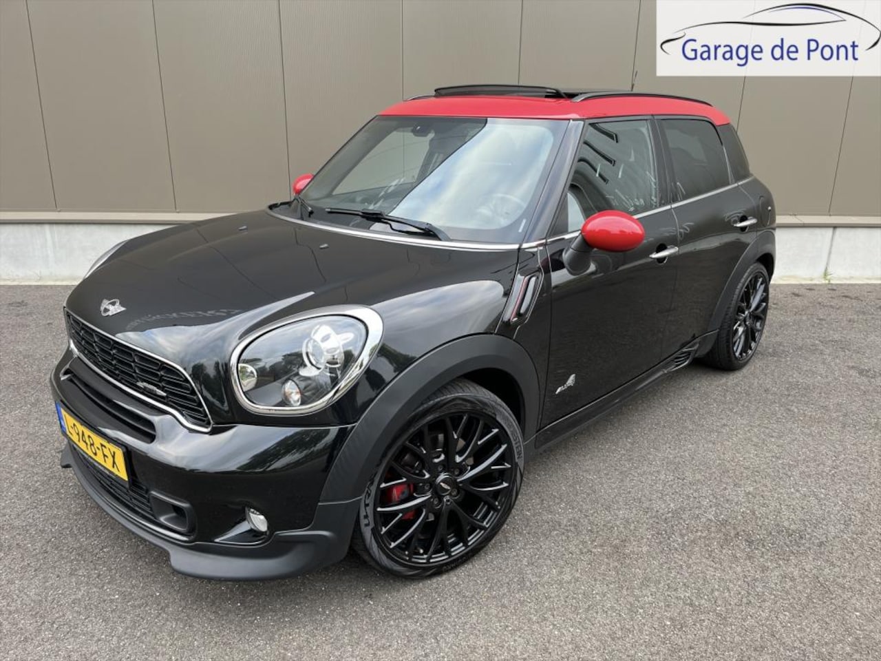 MINI Countryman - 1.6 John Cooper Works ALL4 Chili Mini 1.6 John Cooper Works ALL4 Chili, zeer netjes! - AutoWereld.nl