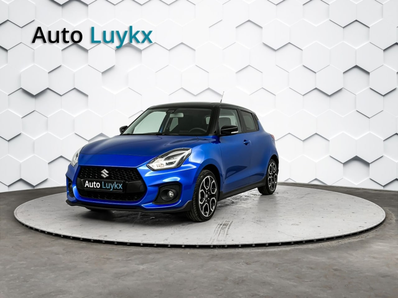 Suzuki Swift - 1.4 Sport Smart Hybrid | 129 PK | Sportstoelen | Dubbel Uitlaatsysteem - AutoWereld.nl