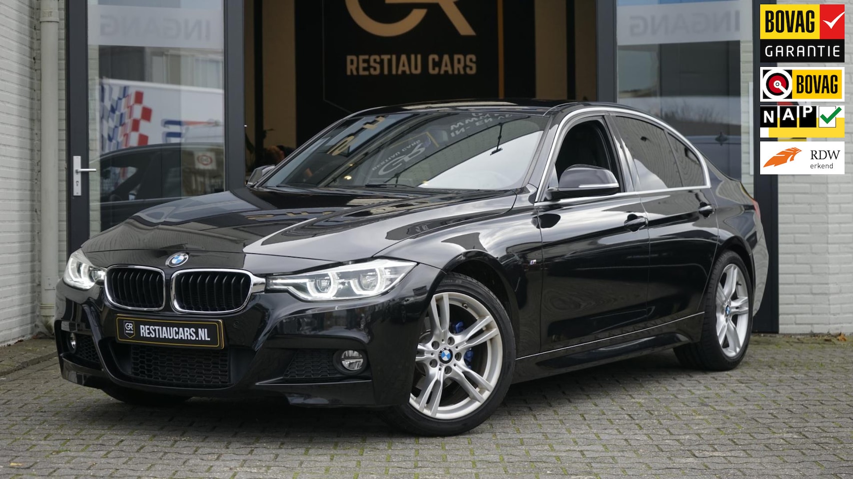 BMW 3-serie - 318i M Sport AUTOMAAT-ALCANTARA-CAMERA-CLIMA-FULL LED-NAVIGATIE-PDC - AutoWereld.nl
