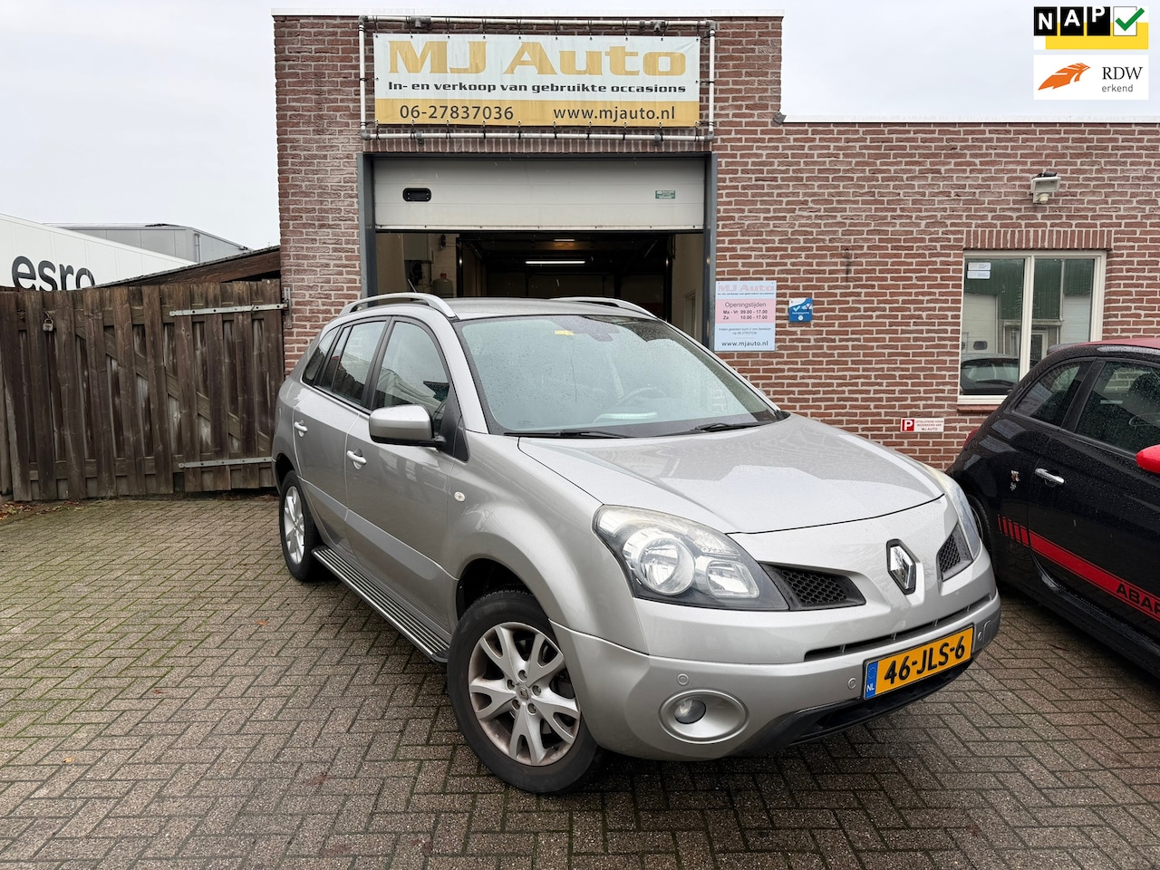 Renault Koleos - 2.5 Dynamique Pack navigatie cruise control - AutoWereld.nl