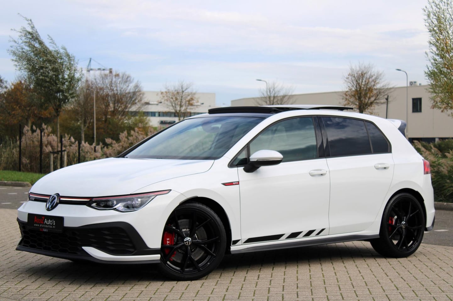 Volkswagen Golf - 2.0 TSI GTI Clubsport Pano IQLight Camera - AutoWereld.nl