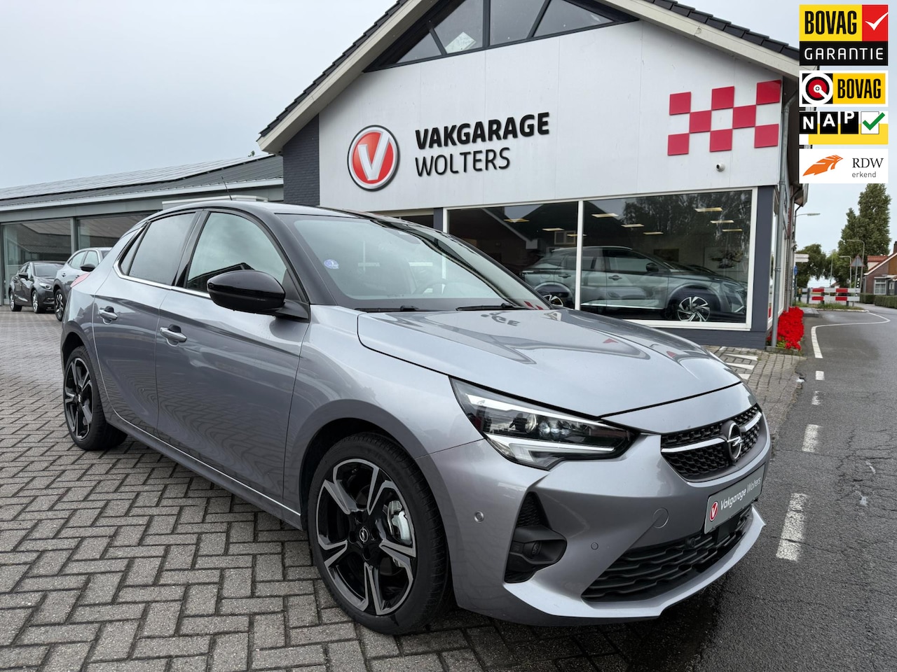 Opel Corsa - 1.2 Ultimate 100PK RIJKLAARPRIJS! - AutoWereld.nl