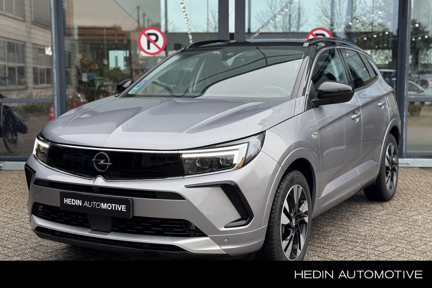 Opel Grandland - 1.6 Turbo 225PK PHEV Plug-In Hybrid Level 3 225pk | AGR-stoelen | Allseason | Trekhaak | - AutoWereld.nl