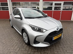 Toyota Yaris - 1.5 93 PK | Hybrid Active | 5-drs | Navigatie |