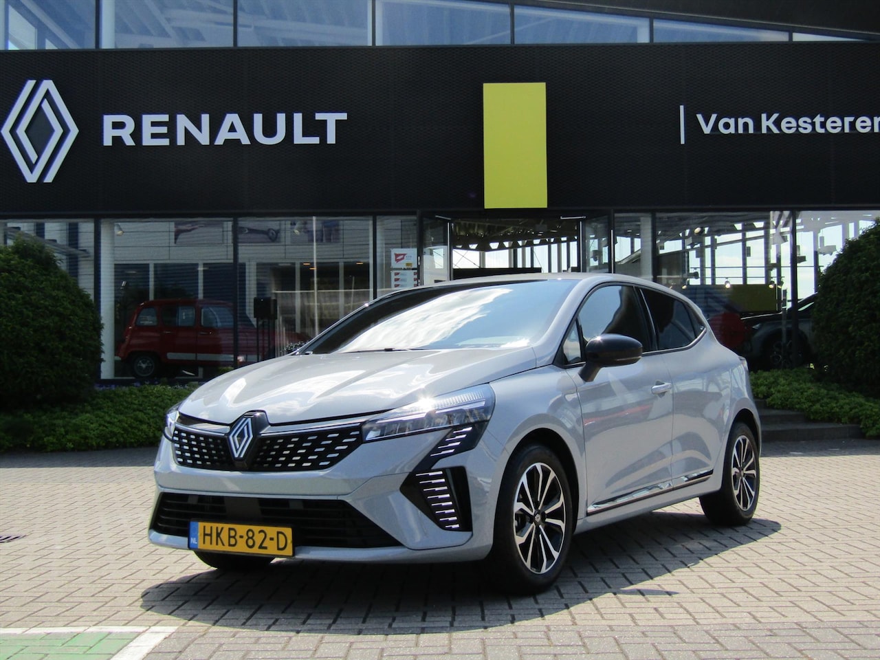 Renault Clio - 1.0 TCe 90pk GPF Techno / Navigatie / 360g Camera / Stoel-Stuurverwarming - AutoWereld.nl