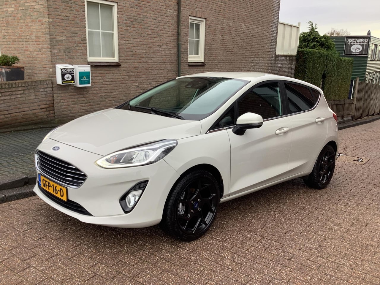 Ford Fiesta - 1.0 EcoBoost Titanium sport - AutoWereld.nl