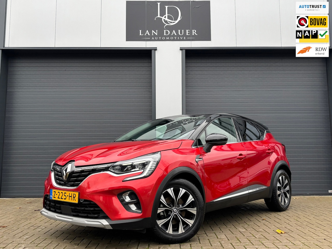 Renault Captur - 1.6 E-Tech full hybrid 145 techno / Automaat - AutoWereld.nl