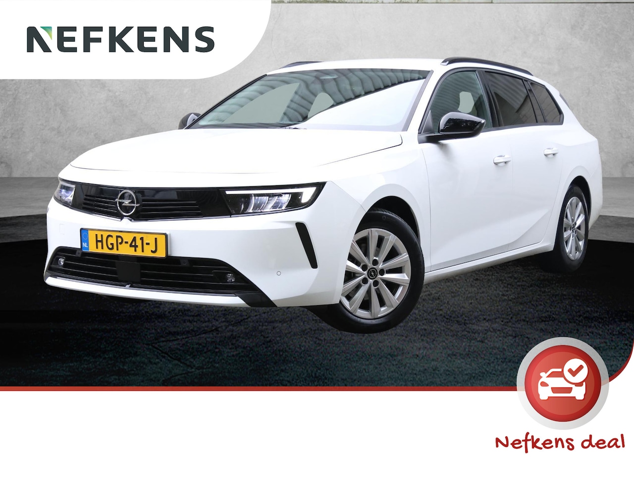 Opel Astra Sports Tourer - 110PK Turbo Business Edition | Navigatie | Camera | AGR stoelen met verwarming | Parkeerse - AutoWereld.nl
