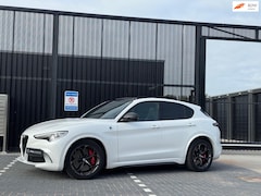 Alfa Romeo Stelvio - 2.9 V6 AWD Quadrifoglio - KERAMISCH - SCHUIFDAK - SCHAALSTOELEN