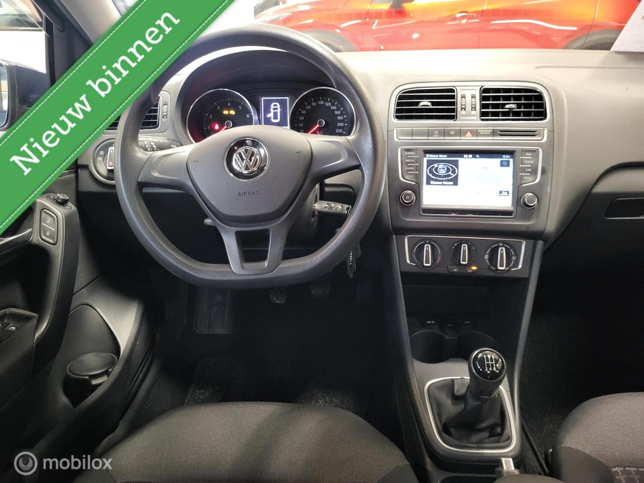 Volkswagen Polo - 1.0 5drs Comfortline Plus *NL, NAVI, NWE DISTR.RIEM, RIJKLAARPRIJS