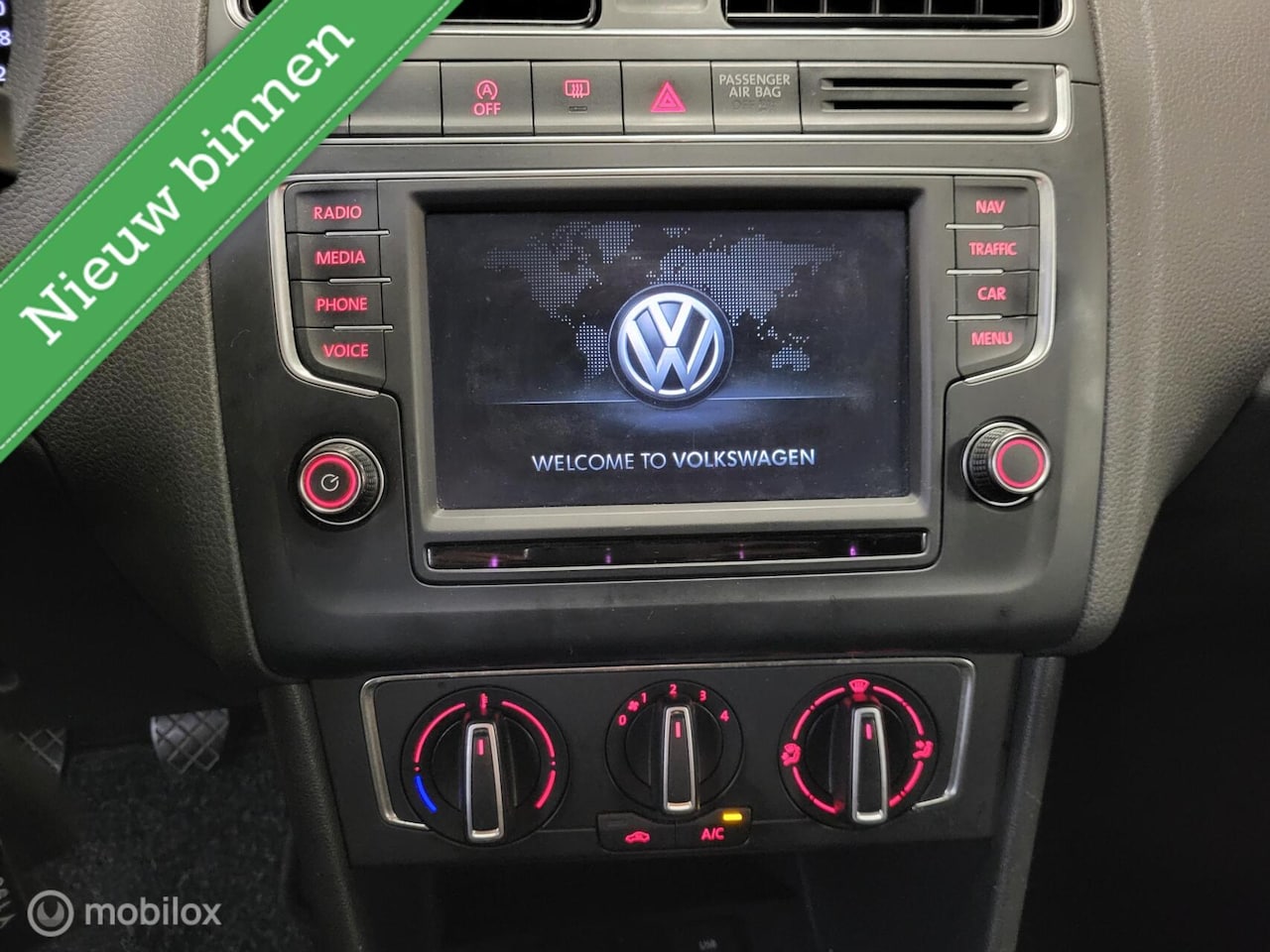 Volkswagen Polo - 1.0 5drs Comfortline Plus *NL, NAVI, NWE DISTR.RIEM, RIJKLAARPRIJS!*