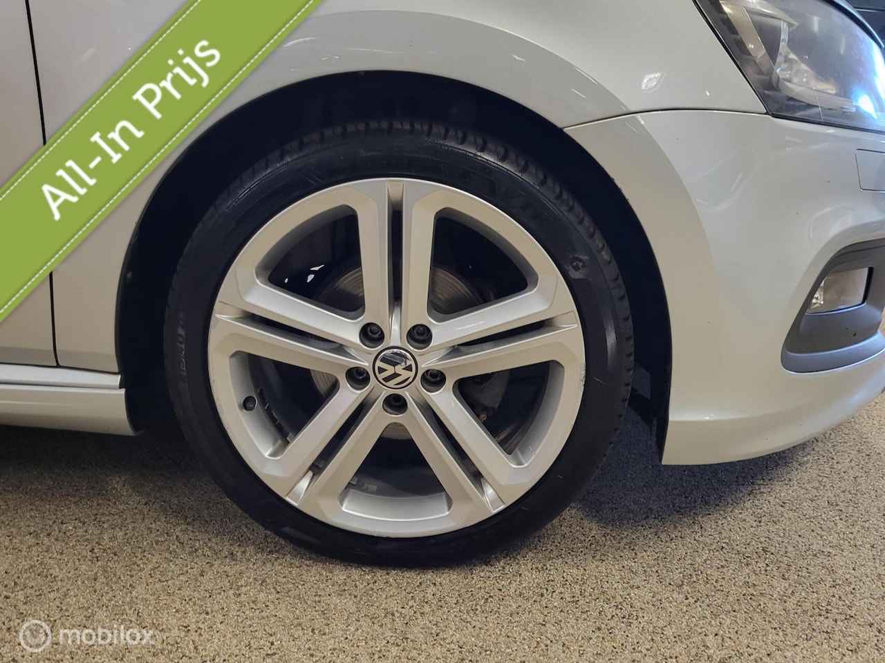 Volkswagen Polo - 1.2 TSI Highline R-LINE *NL, 1e EIG, NWE KOPPLELING, TRKHK, RIJKLAARPRIJS!*