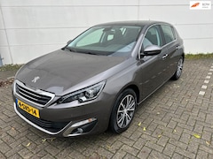 Peugeot 308 - 1.6 Première Benzine 2014 5 deurs Pano Navi Clima Cruise Keykless Trekhaak