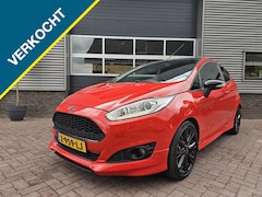 Ford Fiesta - | Nieuwe motor | Airco | 1.0 EcoB. Black Edit