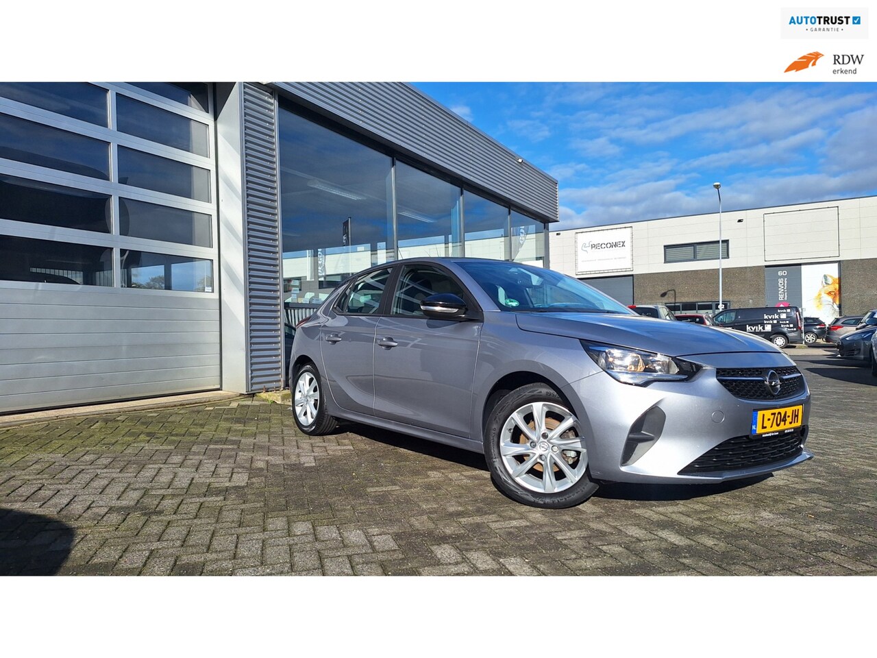 Opel Corsa - 1.2 Elegance/Navigatie*Pdc*Cruise*Distributie vervangen*Enz - AutoWereld.nl