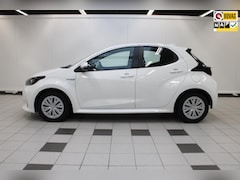 Toyota Yaris - 1.5 Hybrid Active - Camera, BTW, Dealer onderhouden, NAP en 1e eigenaar