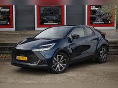 Toyota C-HR - 2.0 Plug-in Hybrid 220 Dynamic | stuur- en stoelverwarming| fabrieks navi | Apple carplay/