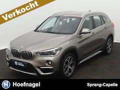 BMW X1 - SDrive20i | X-Line | Cruise Control | Camera | Navi | Stoelverw