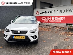 SEAT Arona - 1.0 TSI Xcellence Business Intense 1e Eigenaar / Trekhaak/ Stoelverwarming
