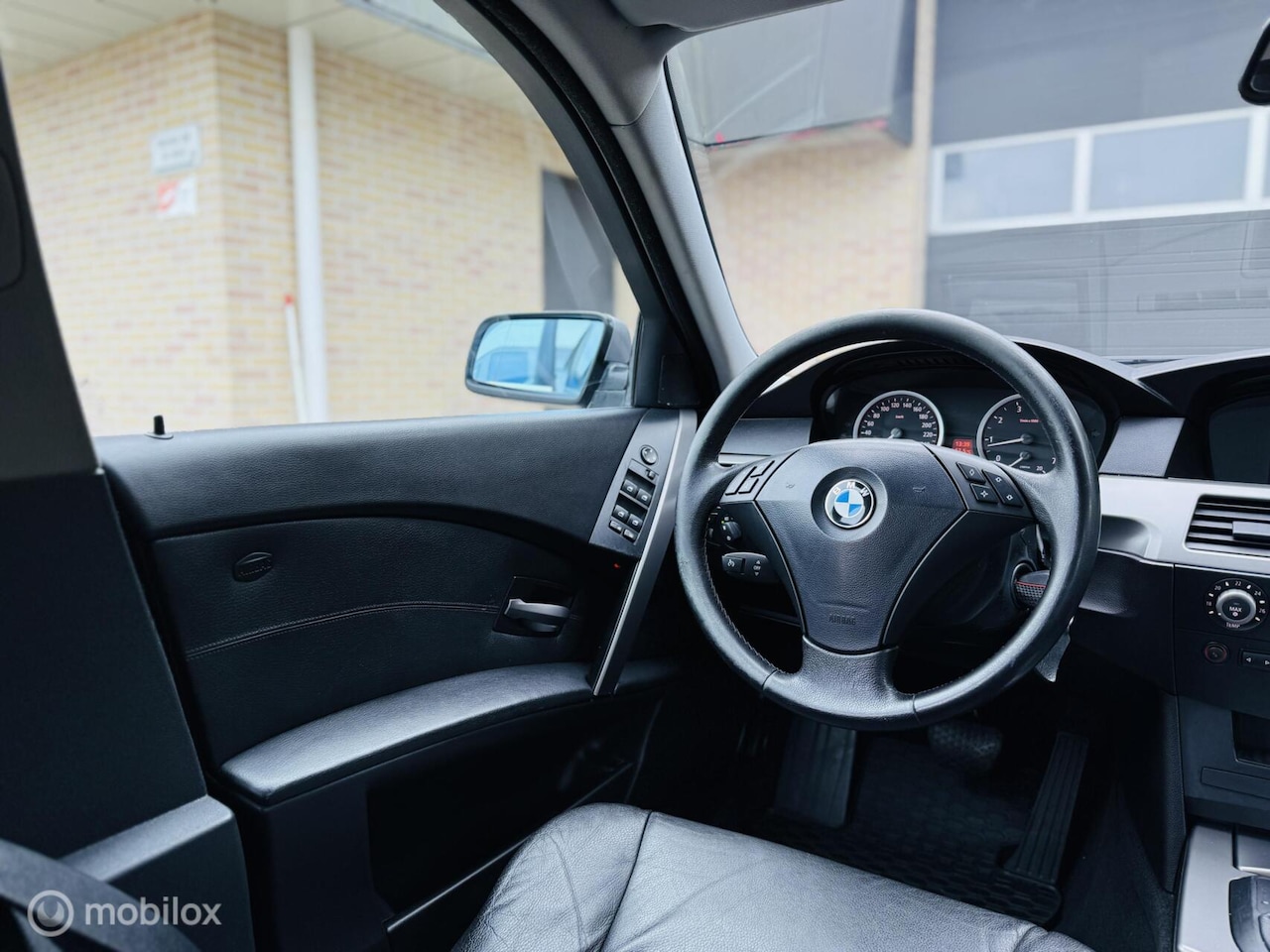 BMW 5-serie - 530i Executive|Automaat|Head up|Leder|Navi|LM 18 - AutoWereld.nl