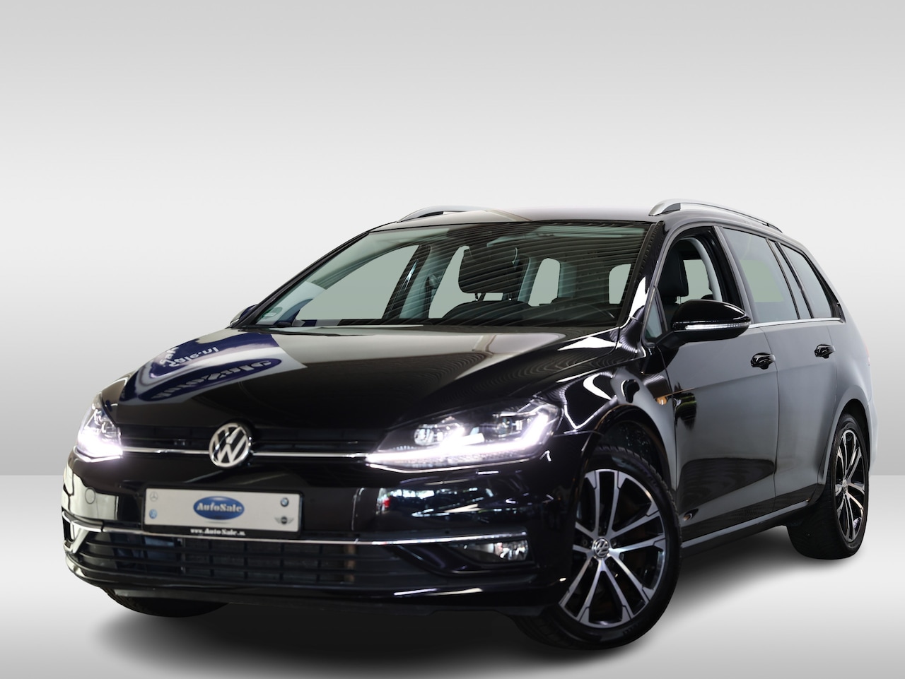 Volkswagen Golf Variant - 1.5 TSI Highline CARPLAY ACC STOEL/ST MASSAGE CAMERA '20 - AutoWereld.nl