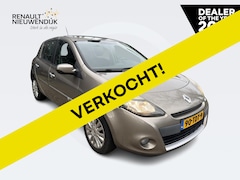 Renault Clio - 1.2 TCe 75 Collection / NL AUTO / CRUISE / AIRCO / MISTLAMPEN VOOR / RADIO-CD SPELER / ELE