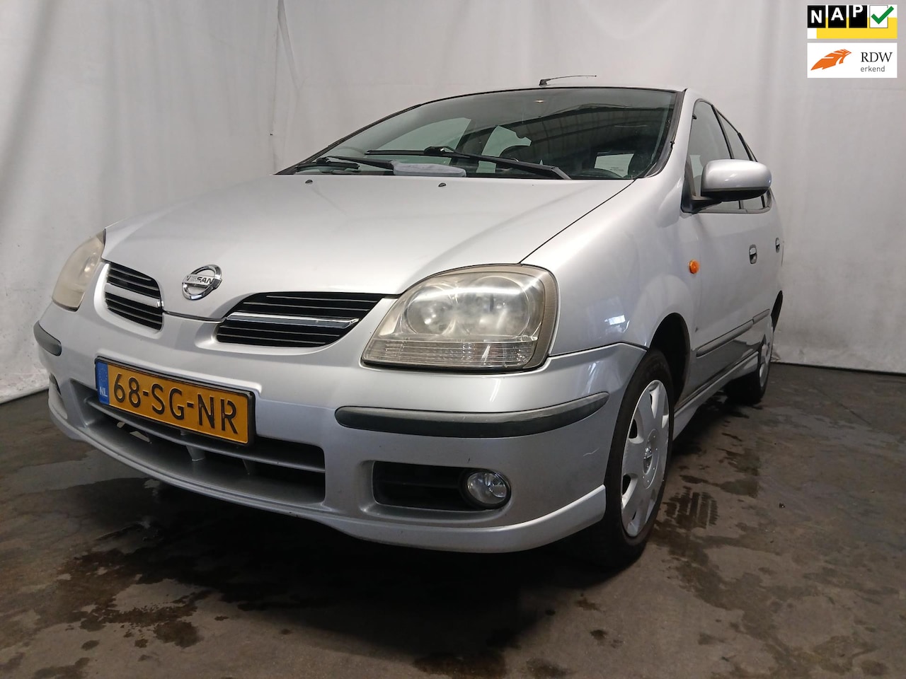 Nissan Almera Tino - 1.8 Acenta - Rechter Zijschade - Motor rookt - AutoWereld.nl