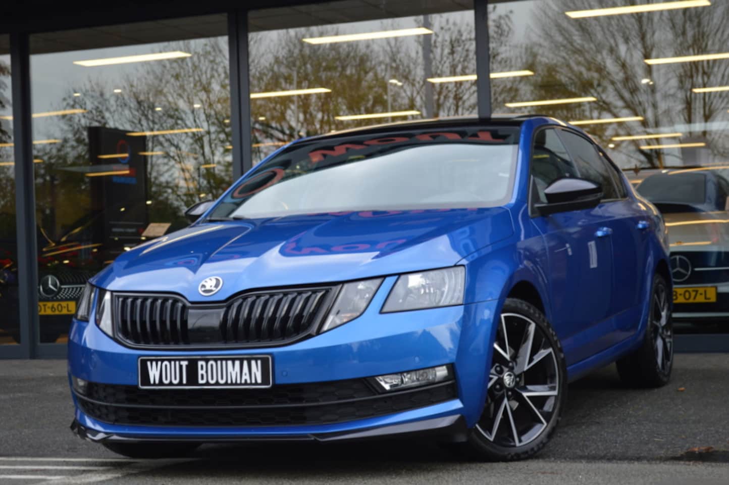 Skoda Octavia - 1.0 TSI Greentech Sport Business Panorama Leder CarPlay Trekh Pdc - AutoWereld.nl