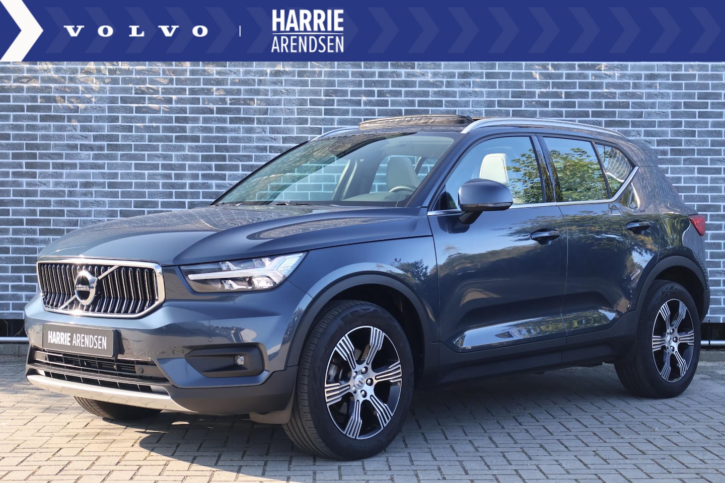 Volvo XC40 - 1.5 T2 Inscription | Trekhaak | Lederen Bekleding | Schuif/kanteldak | Adaptieve Cruise Co - AutoWereld.nl