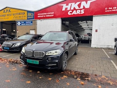 BMW X5 - M50D BJ2014 M pakket grijs kenteken