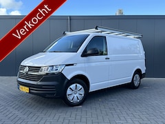 Volkswagen Transporter - 2.0 TDI / L1H1 / 1e EIG. / IMPERIAAL / TREKHAAK / AIRCO / BIJRIJDERSBANK / PDC