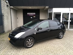 Toyota Prius - 1.5 VVT-i Tech Edition / LEDER / EXPORT / ONDERHOUD NODIG /