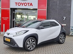 Toyota Aygo X - PULSE APPLE/ANDROID CAMERA CLIMA 17"LMV PRIVACY-GLASS LED DAB+ NL-AUTO