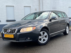 Volvo V70 - 2.0 Limited Edition|Leder|Navi|PDC|Trekhaak|Cruise|Clima