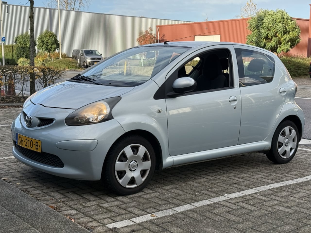 Toyota Aygo - 1.0 Benzine Airco 5 Deurs Schadevrij - AutoWereld.nl