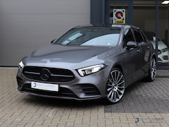 Mercedes-Benz A-klasse - 250 e AMG | 8G Aut | Night | Ambiente Light | Elektr. Pano | MBUX High End | Apple Car Pla