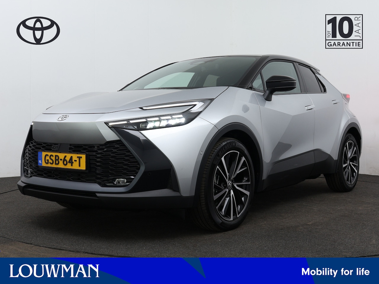 Toyota C-HR - 2.0 Plug-in Hybrid 220 Executive | Navigatie | 360 Camera | LM velgen | Stoel en stuurwiel - AutoWereld.nl