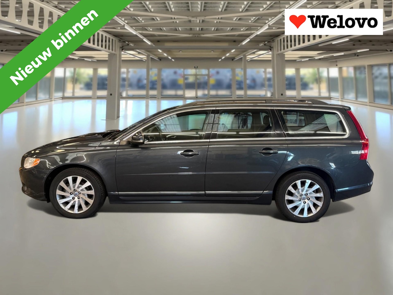 Volvo V70 - 1.6 T4 Limited Edition Xenon/trekhaak/rijklaar met garantie - AutoWereld.nl