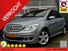 Mercedes-Benz B-klasse - 200 Automaat - Half lederen bekleding - Parkeersensoren - Trekhaak