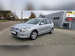 Hyundai i30 CW - 1.4i Blue Dynamic