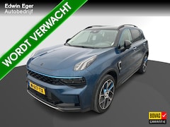 Lynk & Co 01 - 1.5 | Panoramadak | Adaptieve Cruise Control | Dodehoek Detectie | Achteruitrijcamera | Ap